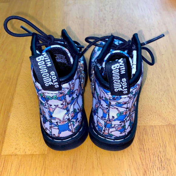 Adventure Time Boots - Picture 2 of 3